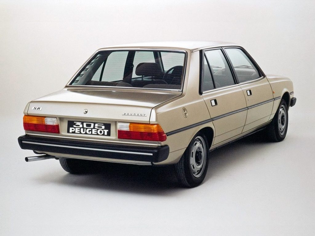 PEUGEOT 305 - Un lion sans les crocs ?