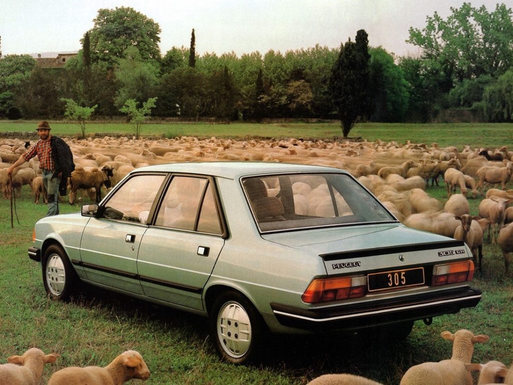 PEUGEOT 305 - Un lion sans les crocs ?