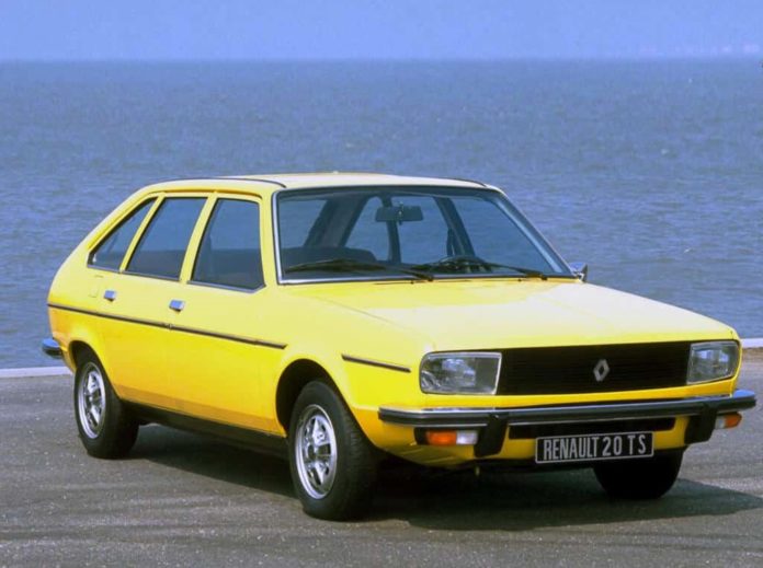 RENAULT 20 - « Super R16 ».