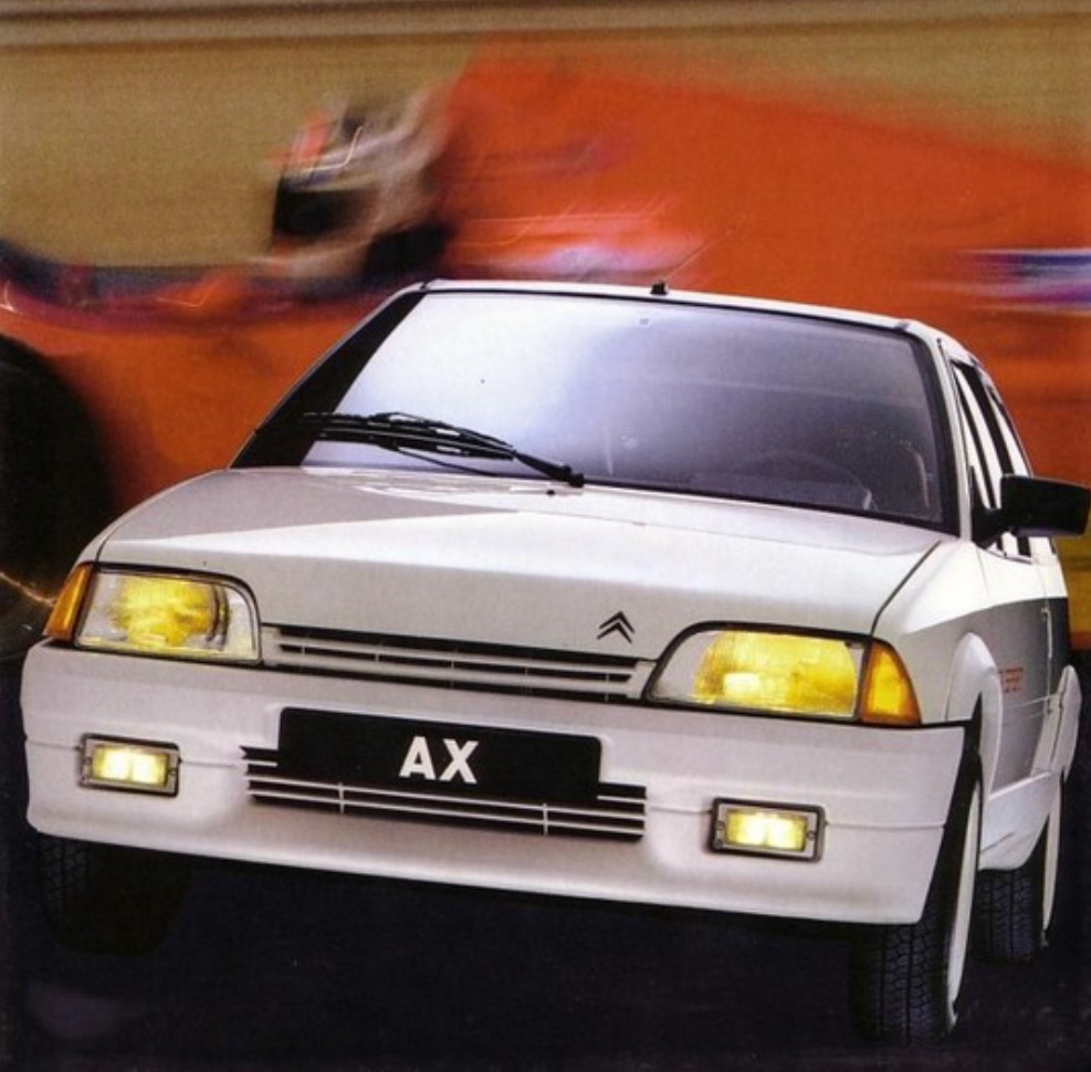 CITROËN AX SPORT - Bombinette chevronnée.