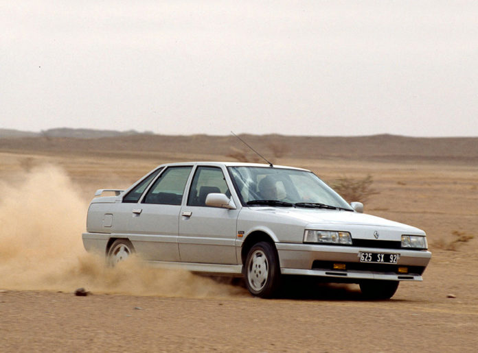 RENAULT 21 TURBO - La chasse aux allemandes.