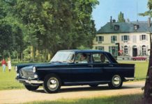 PEUGEOT 404 (berline et break) - Une lionne à l'américaine.