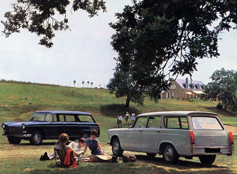 PEUGEOT 404 (berline et break) - Une lionne à l'américaine.