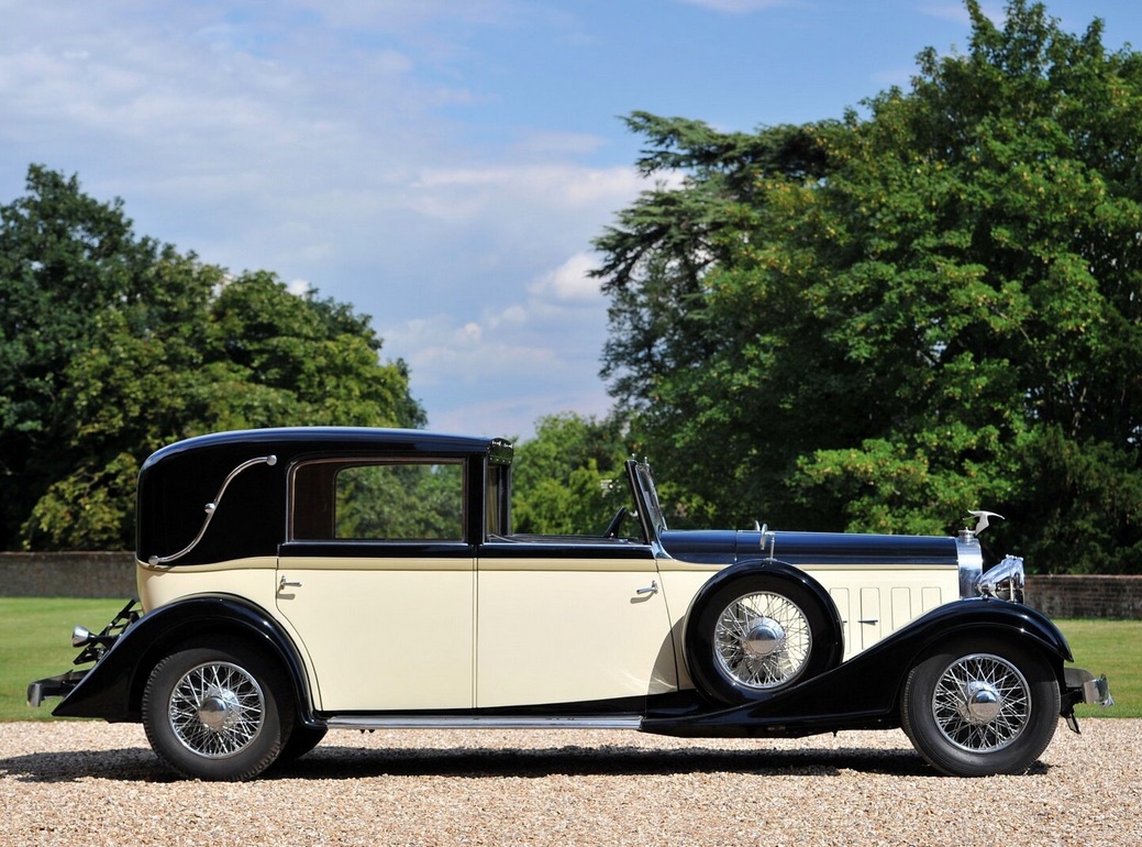 LA CARROSSERIE FRANAY - Haute couture à la française.