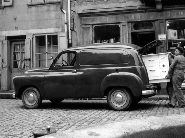 RENAULT COLORALE - La polyvalence du losange.