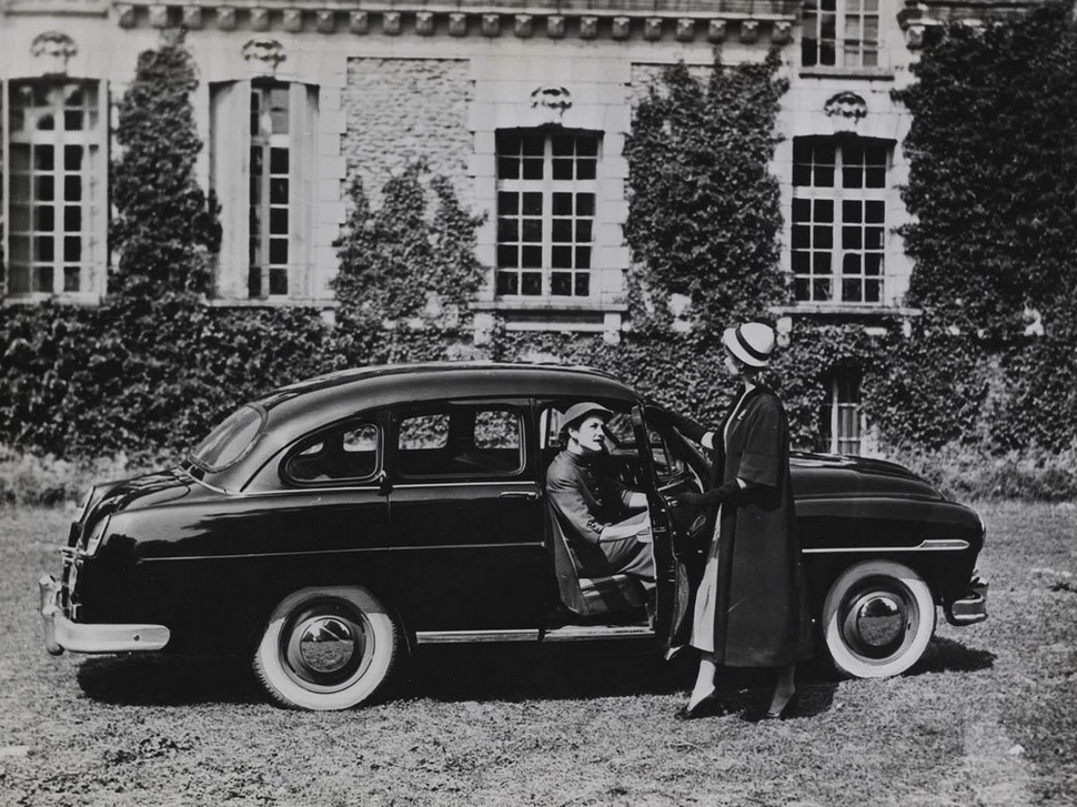 FORD VEDETTE - Une Ford américaine pour les Français.